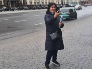 Депутат Госдумы Сардана Авксентьева озвучила размер своей зарплаты