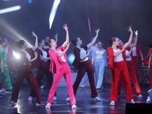 Ансамбль «Сюрприз» участвует во всероссийском флешмобе #RussianDance