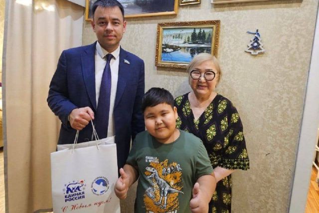 В Якутии проходит акция «С Новым годом, ветеран!»