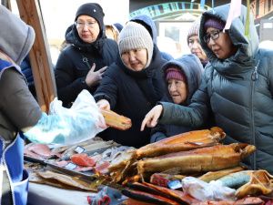Более 15 тысяч горожан посетили ярмарку «Рыба Якутии»