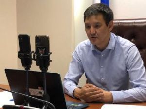 Министр образования ответил на вопросы подписчиков. Больше всего спрашивали о вакцинации и деле замминистра Марковой  