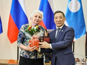 Работникам культуры Якутии вручили государственные награды