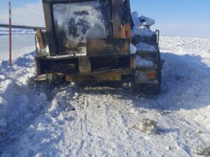 На ледовой переправе Якутск-Нижний Бестях загорелся грейдер: Проводится проверка