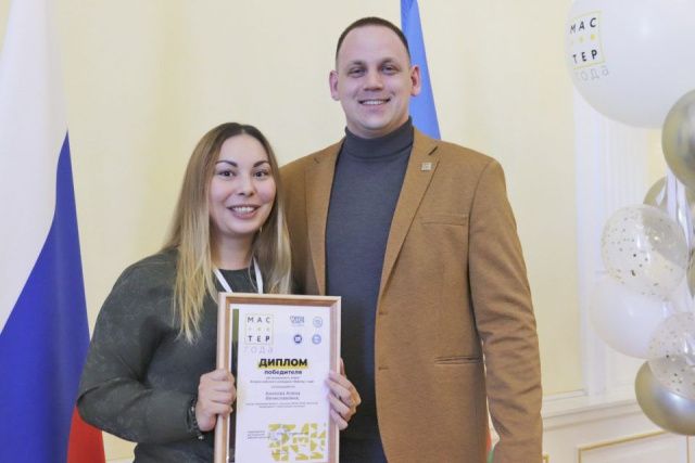Якутянка Алена Анохова представит республику в финале конкурса «Мастер года»