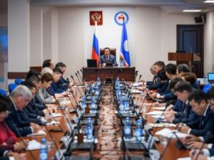 Айсен Николаев:  «Реализация нацпроектов требует конкретных решений»