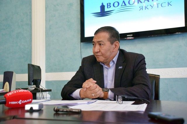 Почему Кырдажагасов замалчивал вспышку коронавируса на «Водоканале» Якутска?