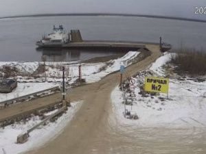Работа паромной переправы Якутск — Нижний Бестях продлится до 25 октября