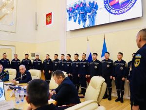 Лучших спасателей наградили в Якутии в профессиональный праздник