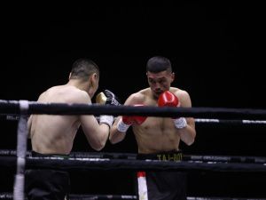 Без единого поражения. Якутские боксёры завоевали титулы вечера профбокса «Вызов Севера»