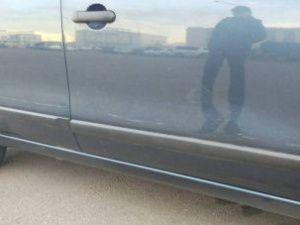 Житель Якутска приревновал бывшую жену и повредил машину ее друга