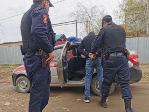 Пьяный житель Якутска угнал автомобиль из гаража