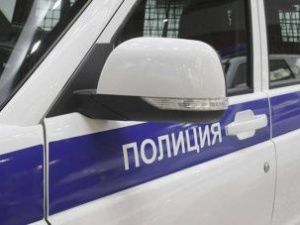 Мужчина украл из магазина женское белье и корсет