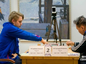 Якутские шахматисты одержали две победы и одну ничью над именитыми гроссмейстерами