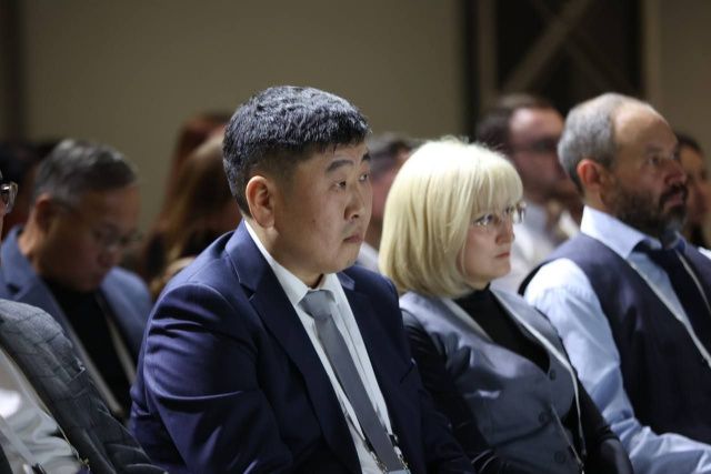 В рамках архитектурной премии «Эйгэ» заместитель генерального директора АО «АК «ЖДЯ» выступил с инициативой создания жилого квартала в городе Алдане