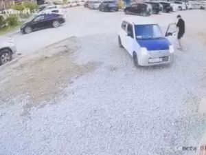 Кража самоката у ребёнка: полицейские Якутска установили подозреваемого по записям с камер видеонаблюдения
