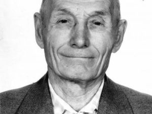 Сотрудники Следственного комитета дистанционно поздравили участника Великой Отечественной войны Петра Ивановича Максимова с наступающим праздником