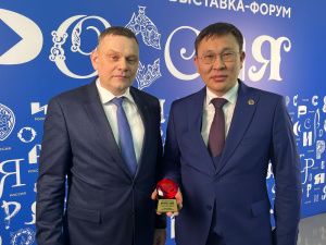Сергей Кириенко вручил Якутии приз за лучшее гастрономическое представление на выставке «Россия»