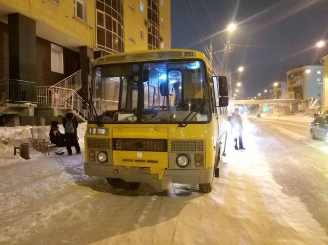 Автобус сбил несовершеннолетнего на пешеходном переходе