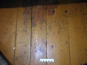 Житель Якутии зверски убил приятеля, замотал труп в ковер и спрятал возле гаража