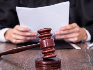 Страсти вокруг серебряной цепи: Якутянин обратился в суд с иском на ювелирный магазин