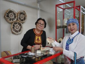 Открылась выставка мастеров коренных малочисленных народов Севера «Дуннэдув» («Земле моей»)