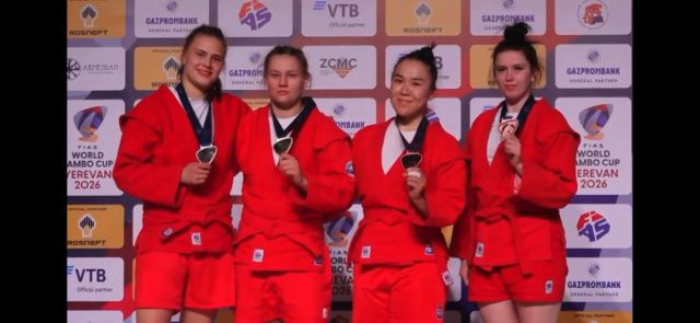 Якутянка Надежды Татарченко завоевала золото на Кубке мира по боевому самбо