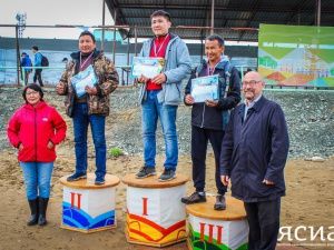 В Якутске прошли соревнования по плаванию в холодной воде