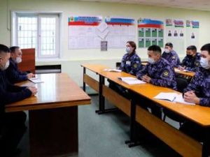 В следственном изоляторе состоялась встреча молодых сотрудников с ветеранами уголовно-исполнительной системы