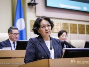 Ил Тумэн дал согласие на назначение Евгении Григорьевой министром