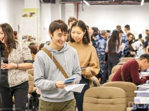 Порядка 10 тысяч вакансий по приоритетным отраслям представили на ярмарке трудоустройства в Якутске