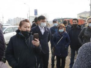 Евгений Григорьев встретился с дольщиками долгостроя по ул. Кальвица, 18