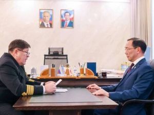 Глава Якутии провел рабочую встречу с гендиректором ЛОРП Сергеем Ларионовым