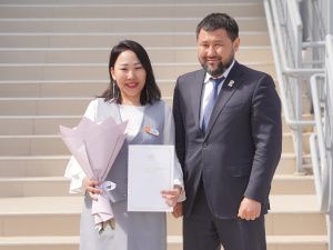 «Последний звонок» прозвенел в средней школе № 40 имени Михаила Николаева в Якутске