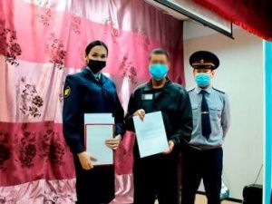 В исправительной колонии № 6 осуждённым вручили сертификаты о прохождении курса преодоления алкогольной и наркотической зависимости