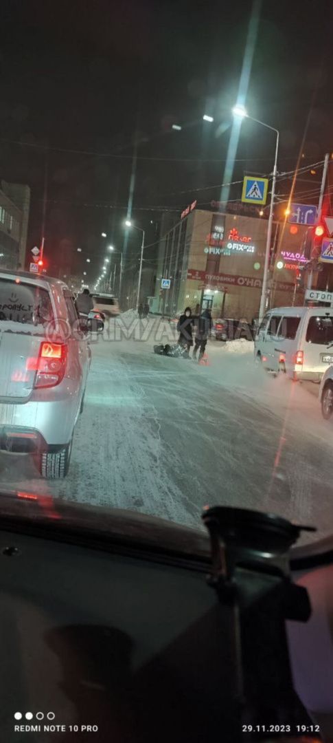 Сбили пешехода на перекрестке у автовокзала Якутска