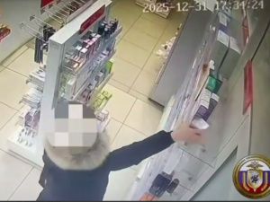 В Якутске женщина украла из аптеки лосьон стоимостью четыре тысячи рублей