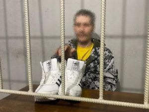 В Якутии оперативниками задержан подозреваемый в совершении серии краж и грабежа 