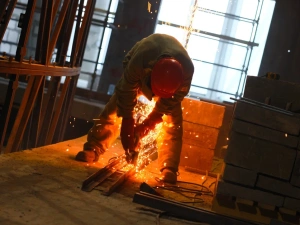 В Арктическом центре  начали монтаж оборудования сцены филармонии