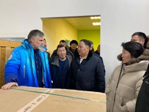 Председатель Правительства Якутии Кирилл Бычков проверил строительство объектов в селе Чурапча