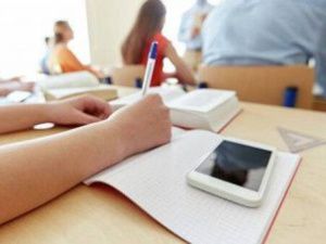 Примерно 30 тысяч якутских школьников будут обучаться на родном языке