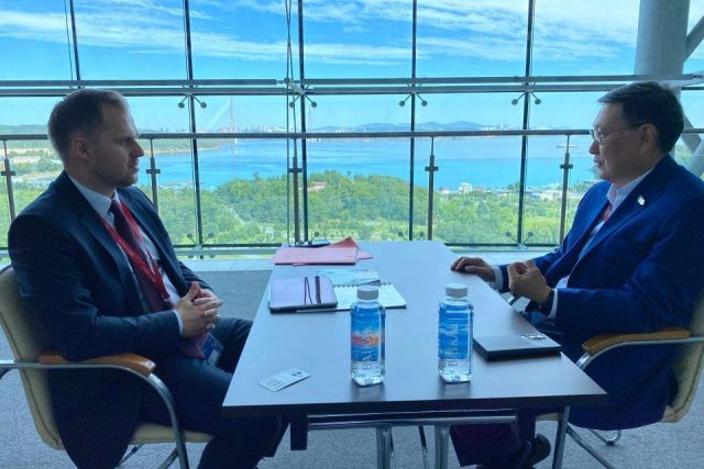 ВЭФ-2024: Фонд будущих поколений Якутии и Нордголд провели рабочую встречу