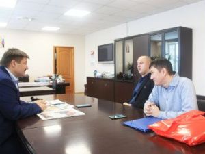 Генеральный директор «Железных дорог Якутии» Василий ШИМОХИН: «С 1-го января 2018-го года АО «АК «Железные дороги Якутии» работают по новым, более низким тарифам!»