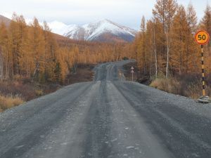 В 2024 году в Якутии отремонтируют 150 км автодорог и построят три мостовых перехода