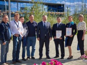 Генеральный директор авиакомпании «Якутия» наградил сотрудников в честь Дня Воздушного Флота