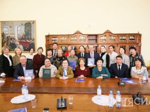 В Якутске представили мультимедийную энциклопедию о Михаиле Николаеве