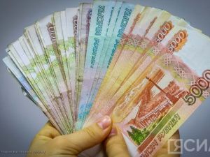 У уснувшего на скамейке жителя Якутска украли из кармана 100 тысяч рублей