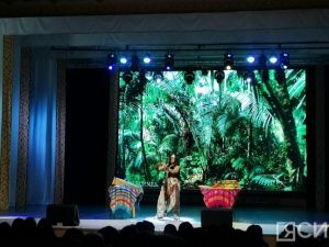 В Якутске с новым концертом выступил эквадорский музыкант Пакари