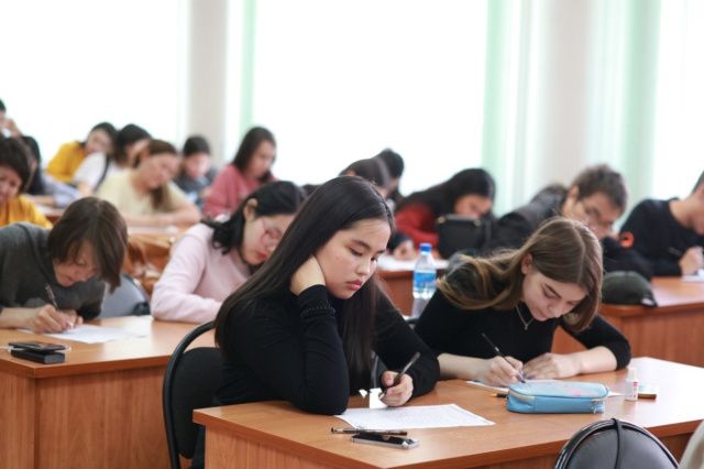 В Минтруда Якутии пояснили, как направить маткапитал на образование детей