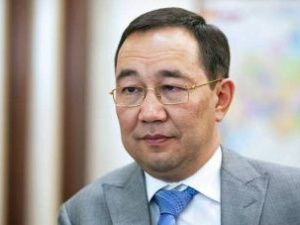 Глава Якутии сдал анализы на коронавирус и отправился в Среднеколымский улус