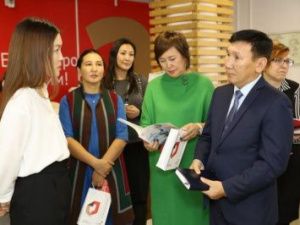 Депутаты Якутской городской Думы посетили МФЦ